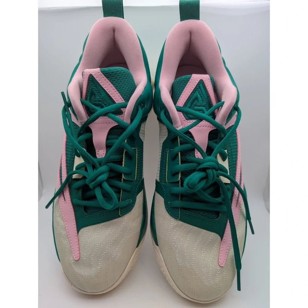Size 9 - Nike Giannis Immortality 3 5 The Hard Way NWOB